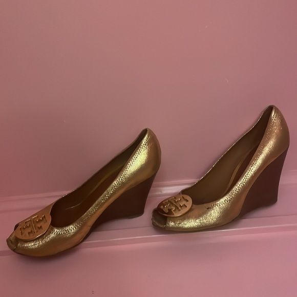 Tory Burch wedge - Picture 2 of 3